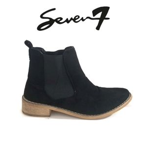 SEVEN7 Oakwood Chelsea Black Booties Size 9